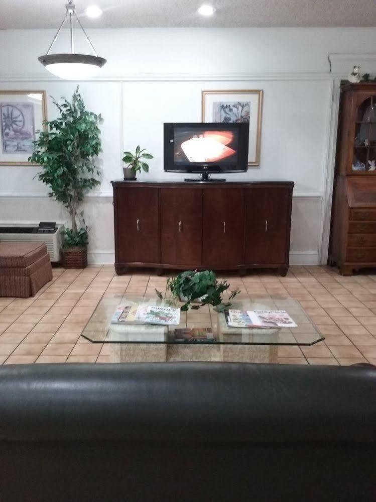 Americas Best Value Inn Richmond South Bellwood Exteriér fotografie