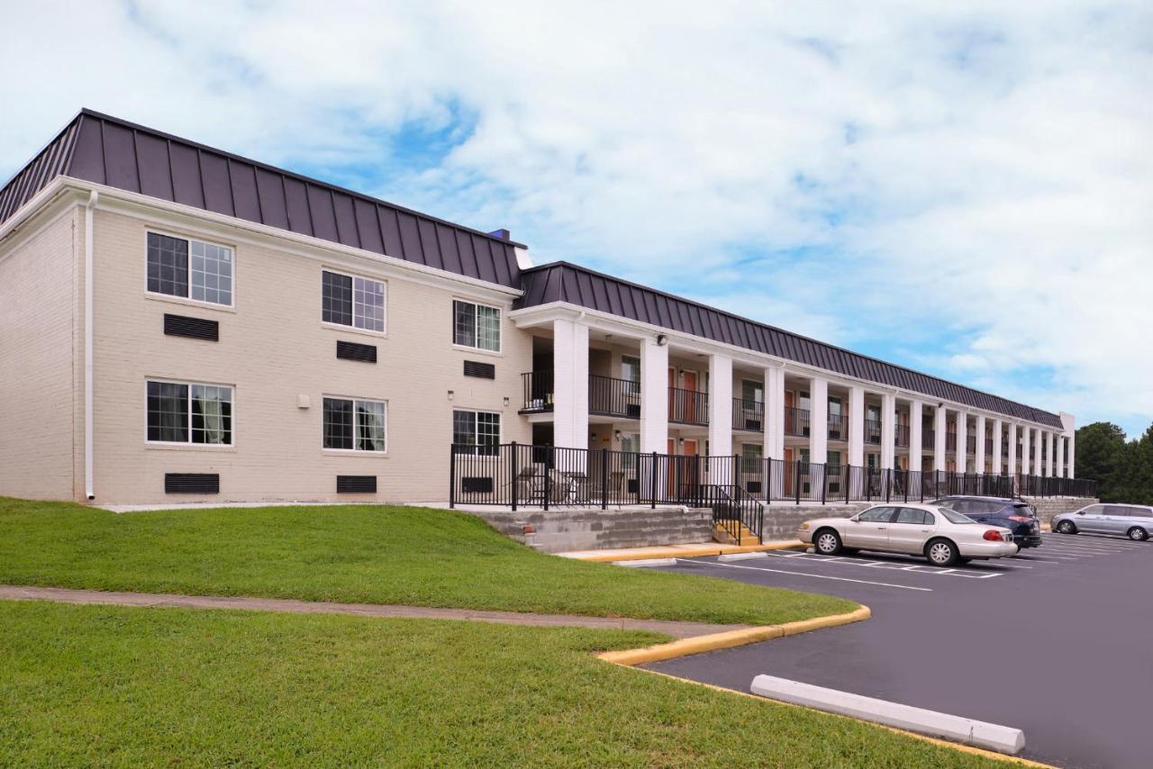 Americas Best Value Inn Richmond South Bellwood Exteriér fotografie