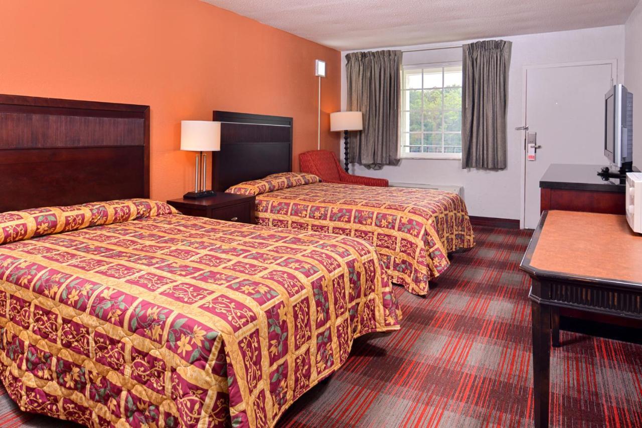 Americas Best Value Inn Richmond South Bellwood Exteriér fotografie