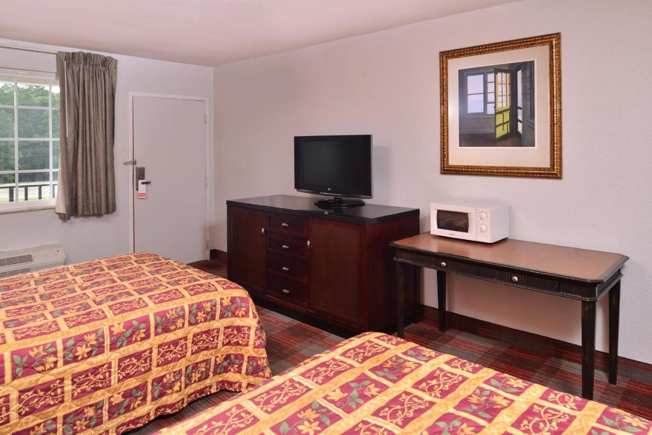Americas Best Value Inn Richmond South Bellwood Exteriér fotografie
